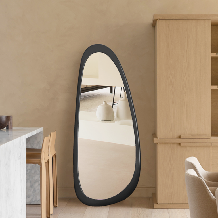Manufacture Irregular Decorative Wood Floor Mirror